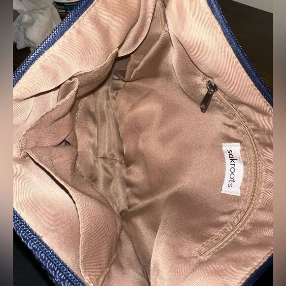 Sak Roots Crossbody Purse Knit Edges Floral Butterfly Garden Print Shoulder Bag - Picture 5 of 5